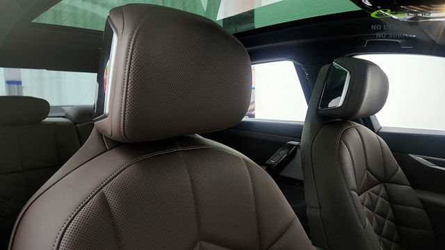 Used 2026 BMW 740i RWD image 33