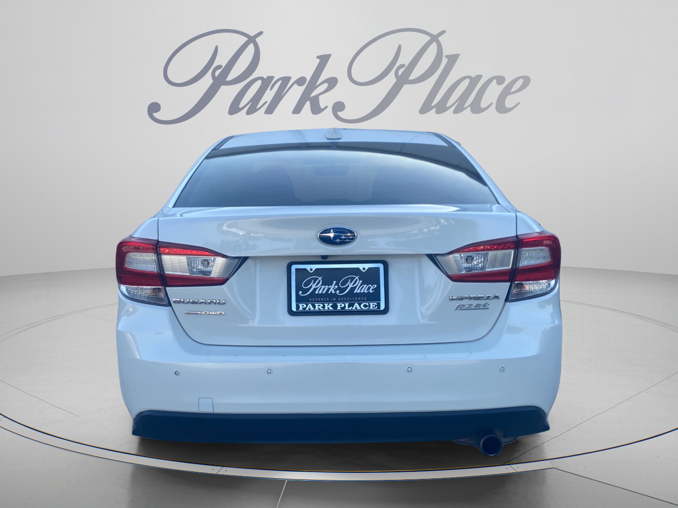 Used 2017 Subaru Impreza 2.0i Limited w/ Moonroof/BSD & Rcta/Eyesight AWD/4WD image 4