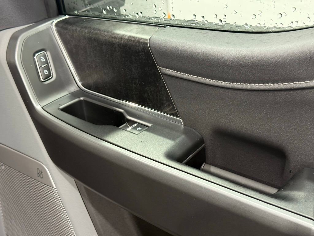 New 2026 Ford F250 XLT w/ XLT Premium Package image 25