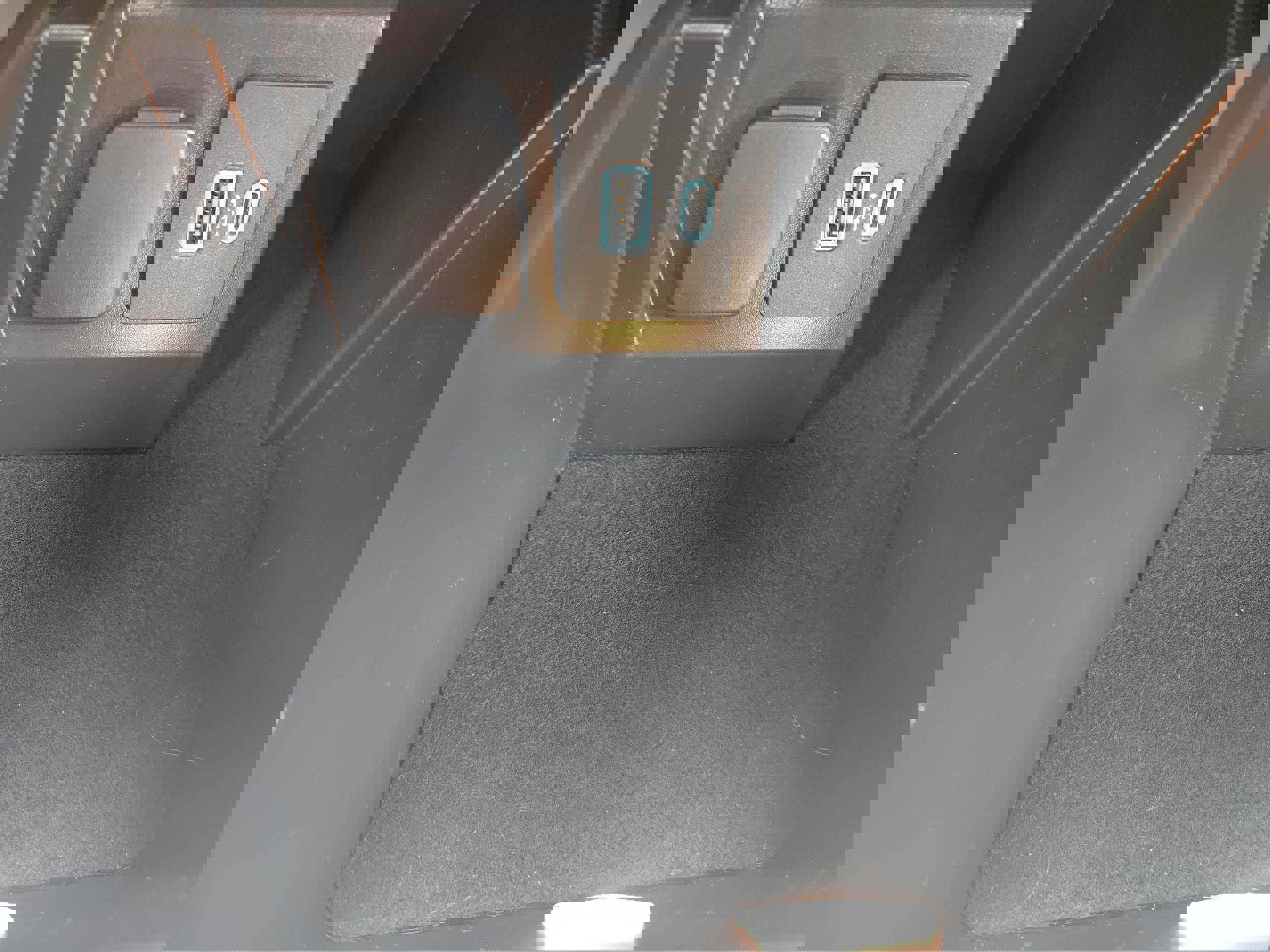 Used 2021 Ford Explorer XLT w/ Equipment Group 202A image 27