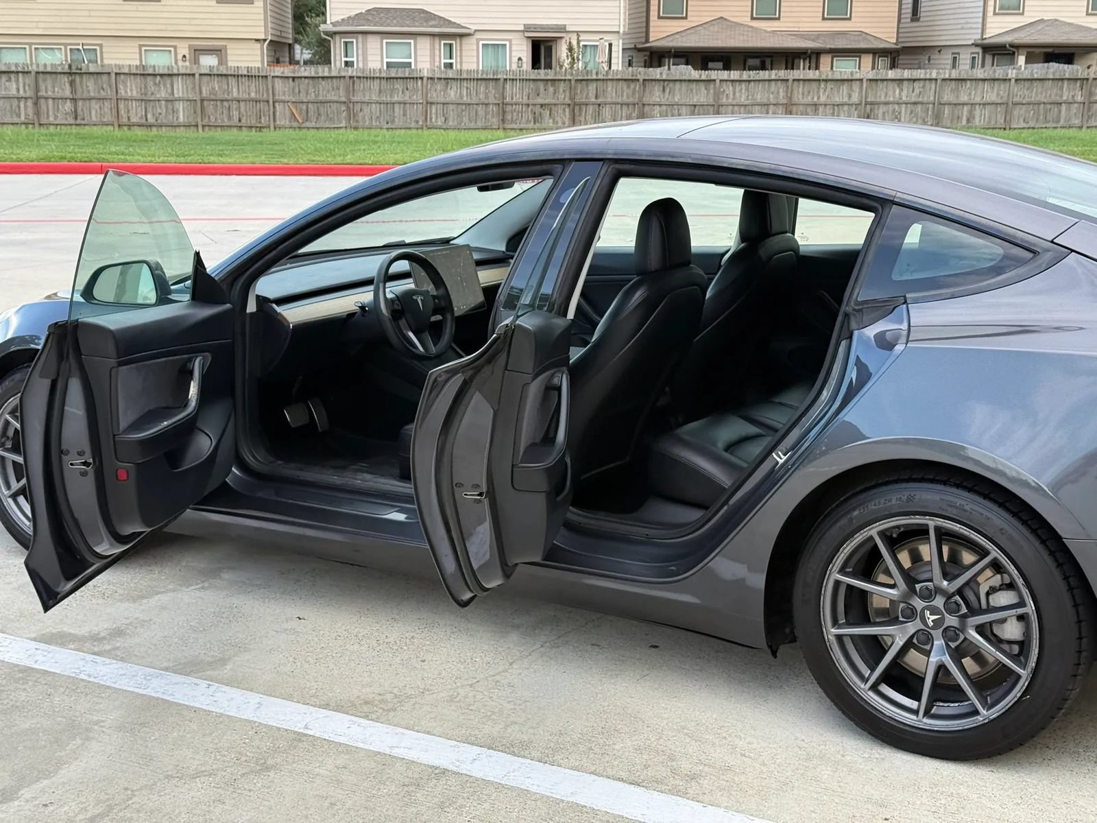 Used 2021 Tesla Model 3 Standard Range Plus RWD image 10