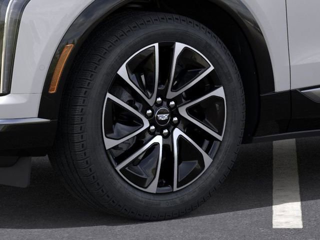 New 2025 Cadillac Optiq Sport 1 image 9