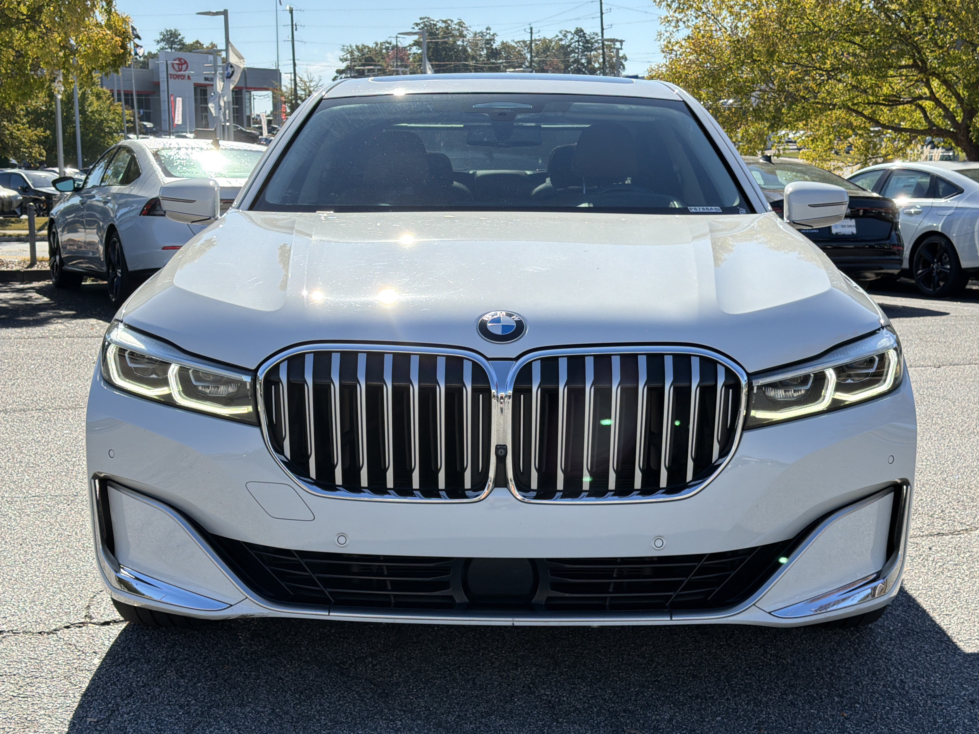 Used 2021 BMW 740i w/ Luxury Rear Seating Package RWD image 31