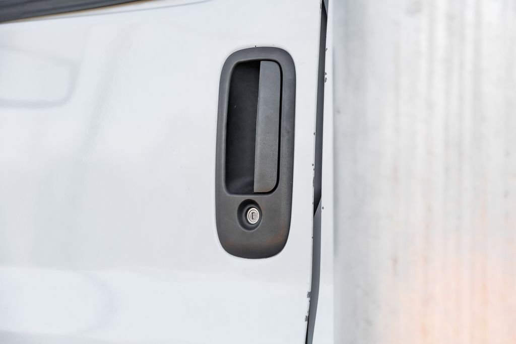 Used 2021 GMC Savana 3500 Extended w/ Power Convenience Package image 27