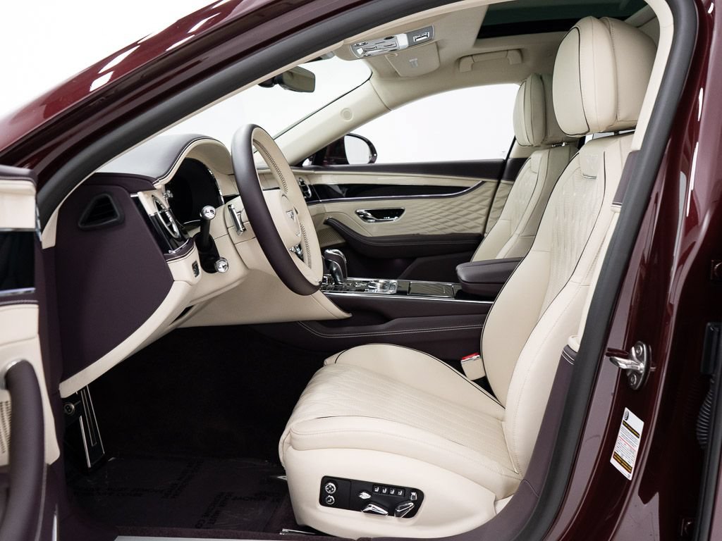 Used 2026 Bentley Flying Spur Plug-In Hybrid AWD/4WD image 15