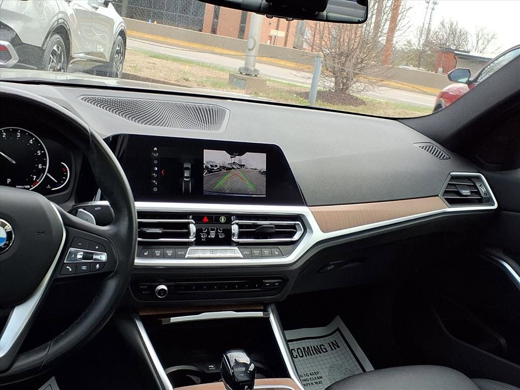 Used 2020 BMW 330i xDrive Sedan w/ Convenience Package image 5