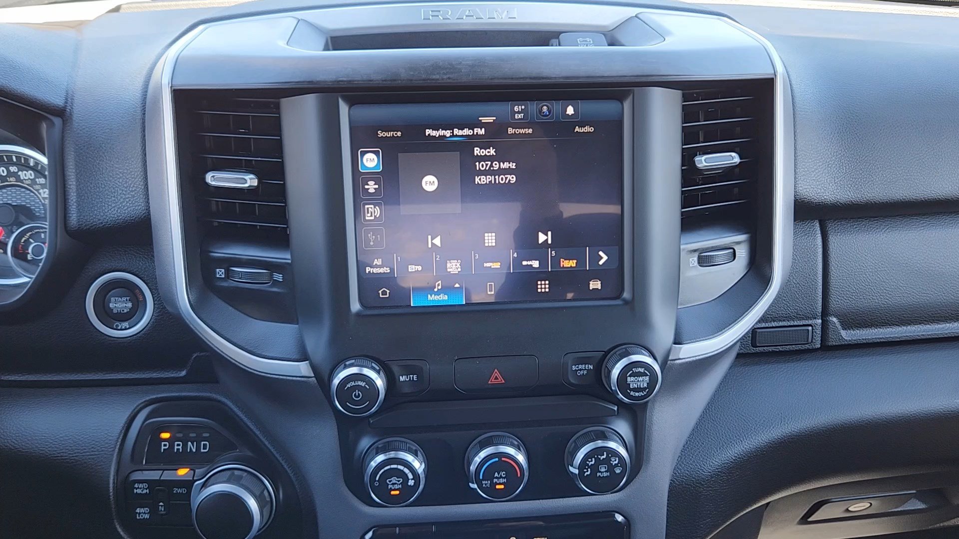 Used 2024 RAM 2500 Big Horn w/ Bed Utility Group image 14