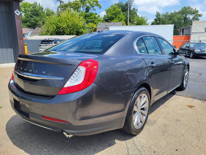 Used 2016 Lincoln MKS AWD image 6