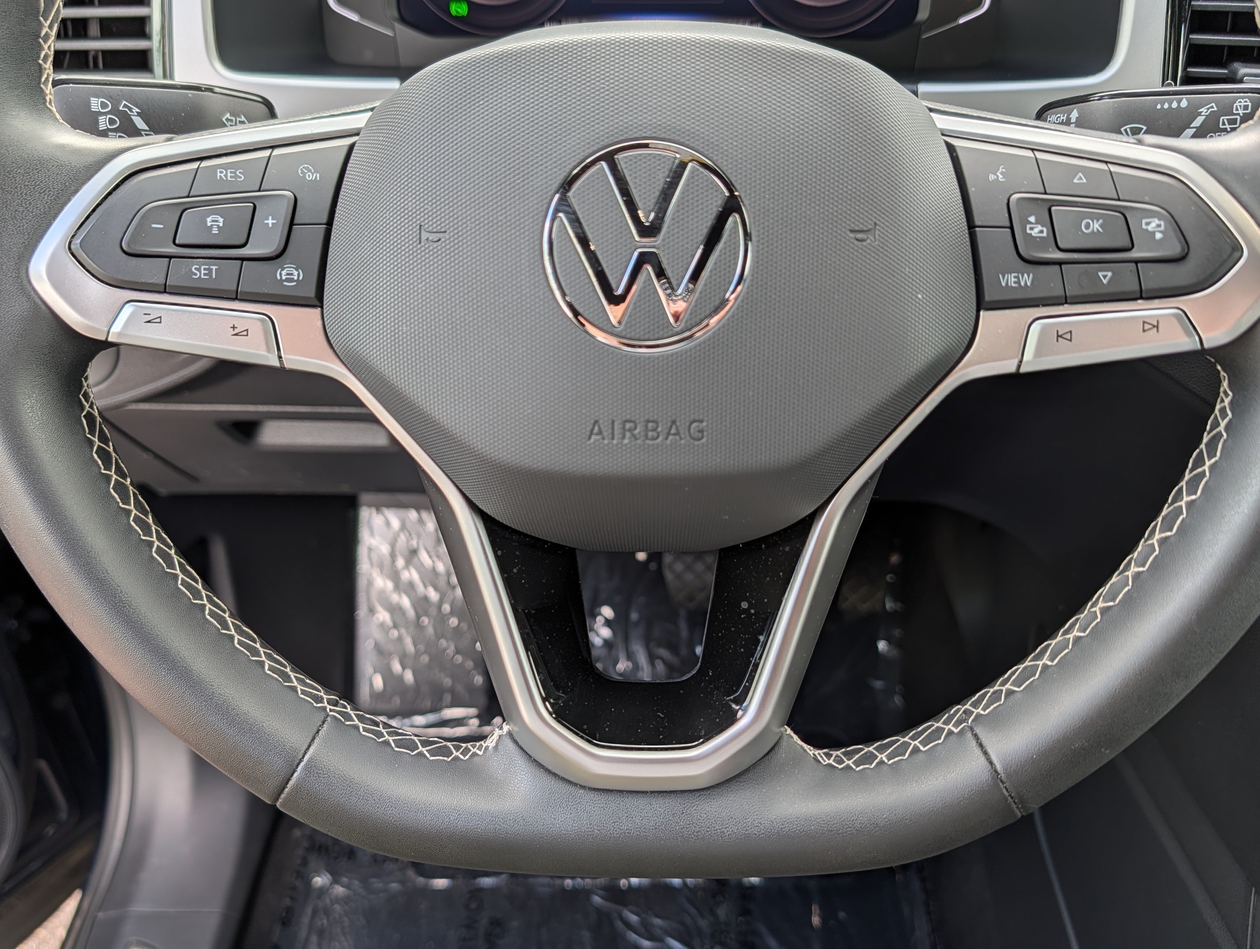 Certified 2023 Volkswagen Atlas Cross Sport SE AWD/4WD image 25