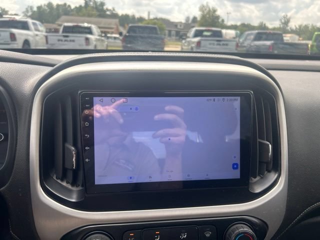 Used 2015 GMC Canyon SLE AWD/4WD image 31
