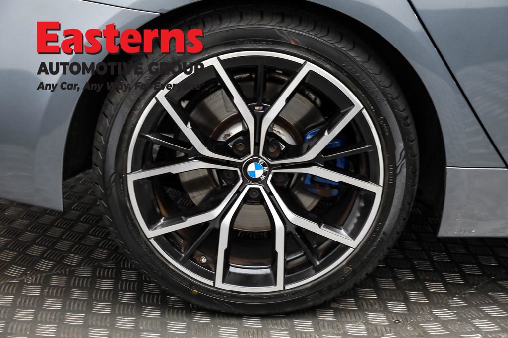 Used 2022 BMW 530i xDrive w/ M Sport Package image 32