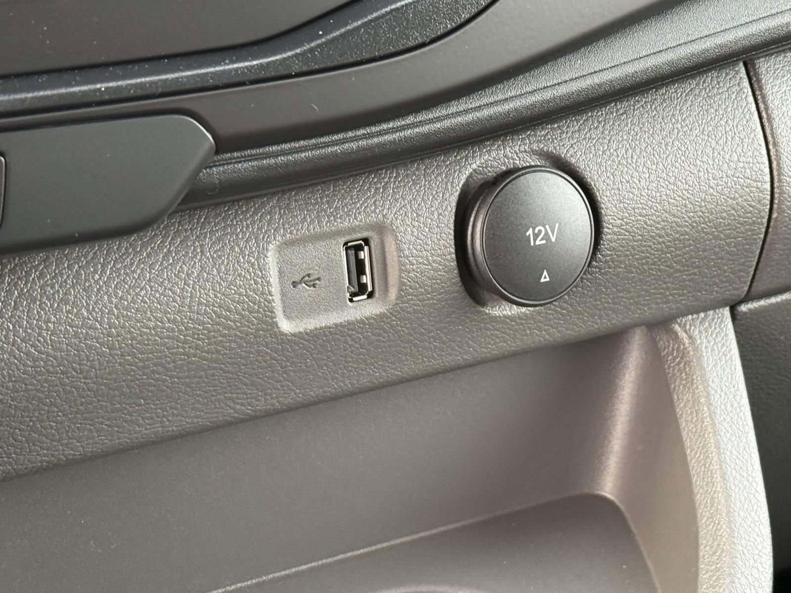 New 2026 Ford Transit 150 148 Medium Roof w/ Load Area Protection Package image 17