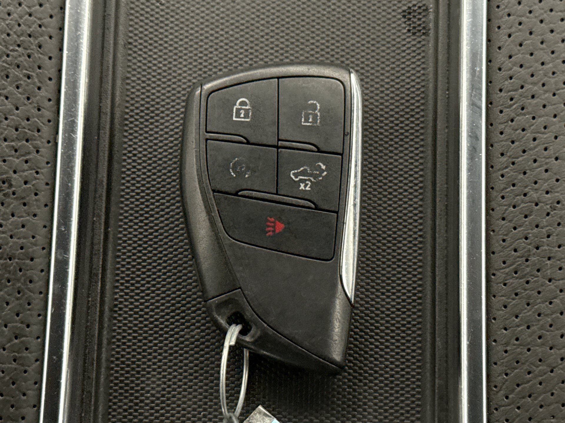 Used 2022 GMC Sierra 1500 Denali AWD/4WD image 22