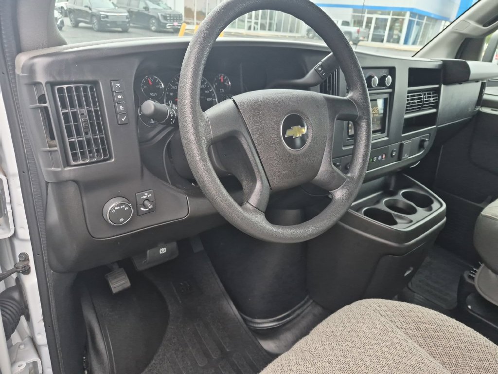 Used 2025 Chevrolet Express 2500 RWD image 14