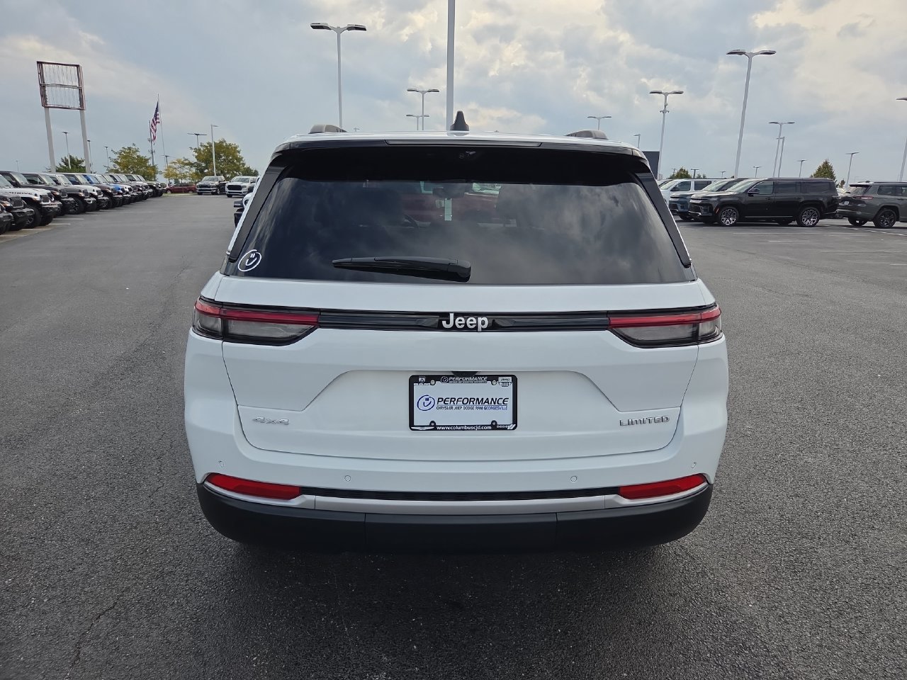 New 2027 Jeep Grand Cherokee Limited AWD/4WD image 29