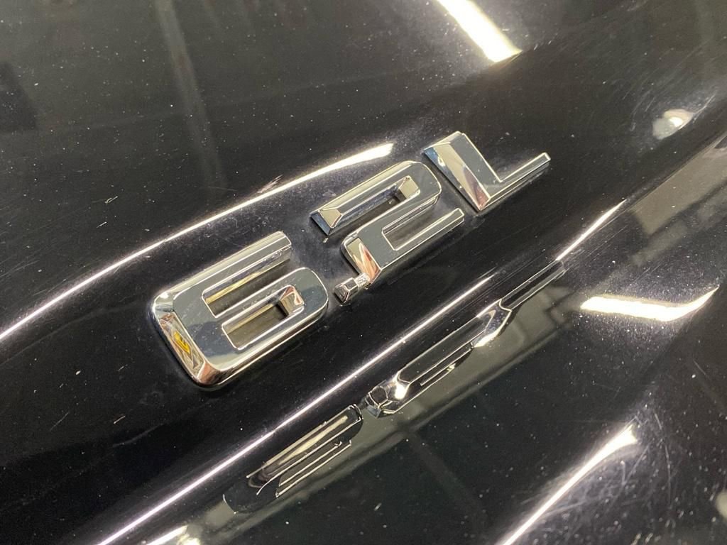 Used 2023 Chevrolet Silverado 1500 High Country w/ High Country Premium Package image 11