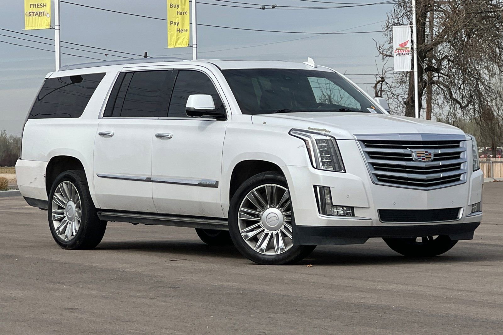Used 2016 Cadillac Escalade ESV Platinum image 2