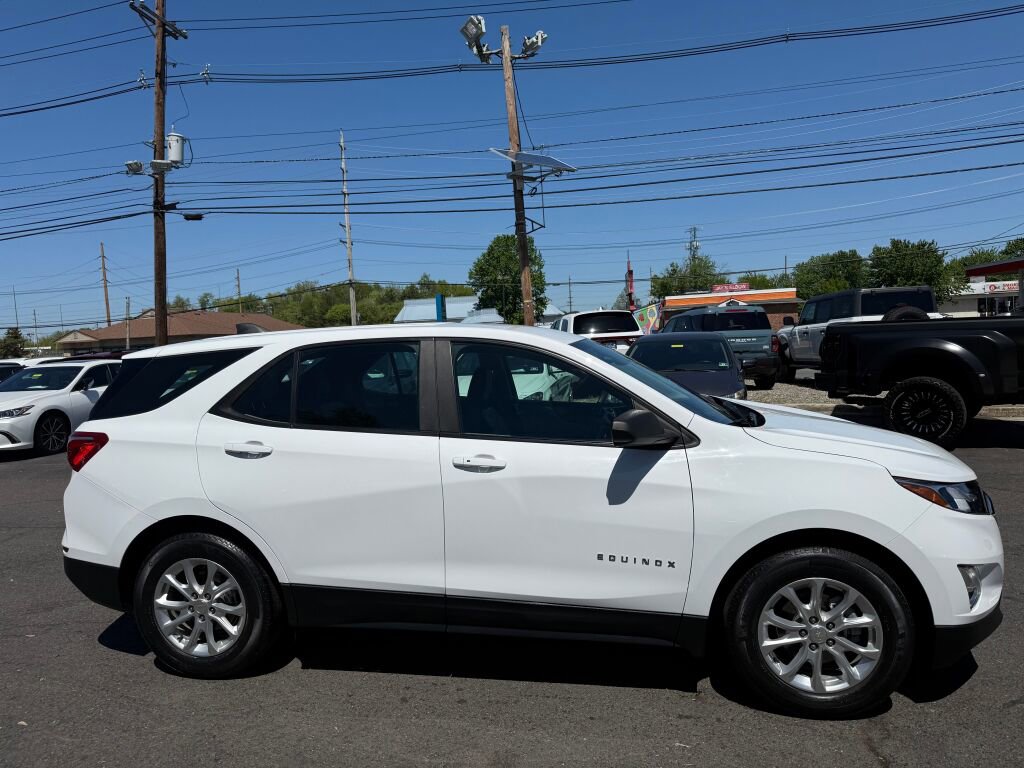 Used 2021 Chevrolet Equinox LS FWD image 8
