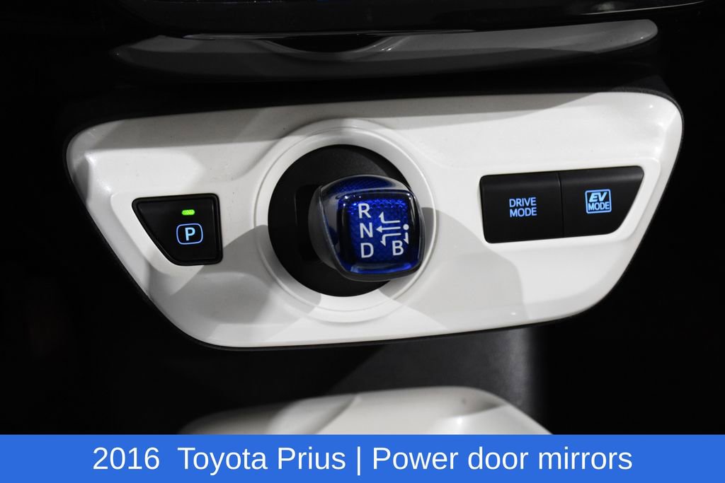 Used 2016 Toyota Prius Four image 21