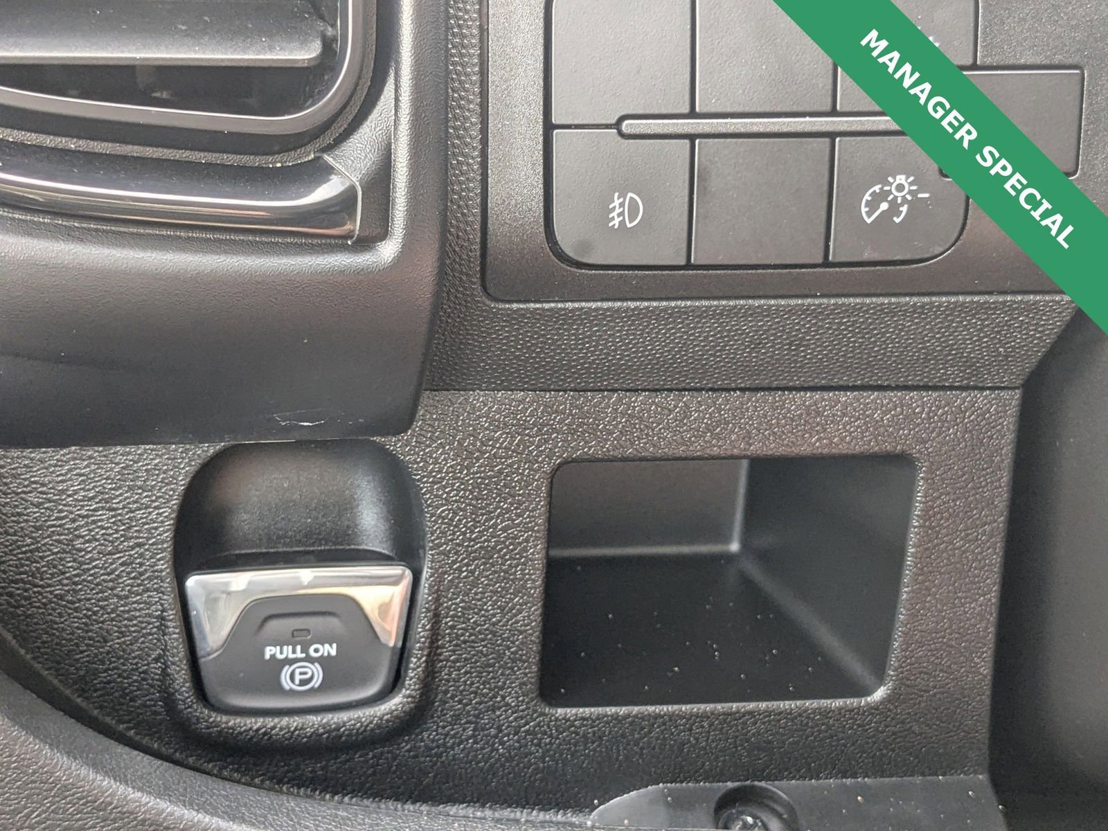 Used 2025 RAM ProMaster 3500 w/ Convenience Group image 23