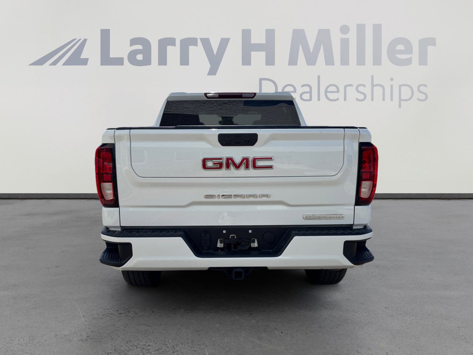 Used 2022 GMC Sierra 1500 Elevation image 4