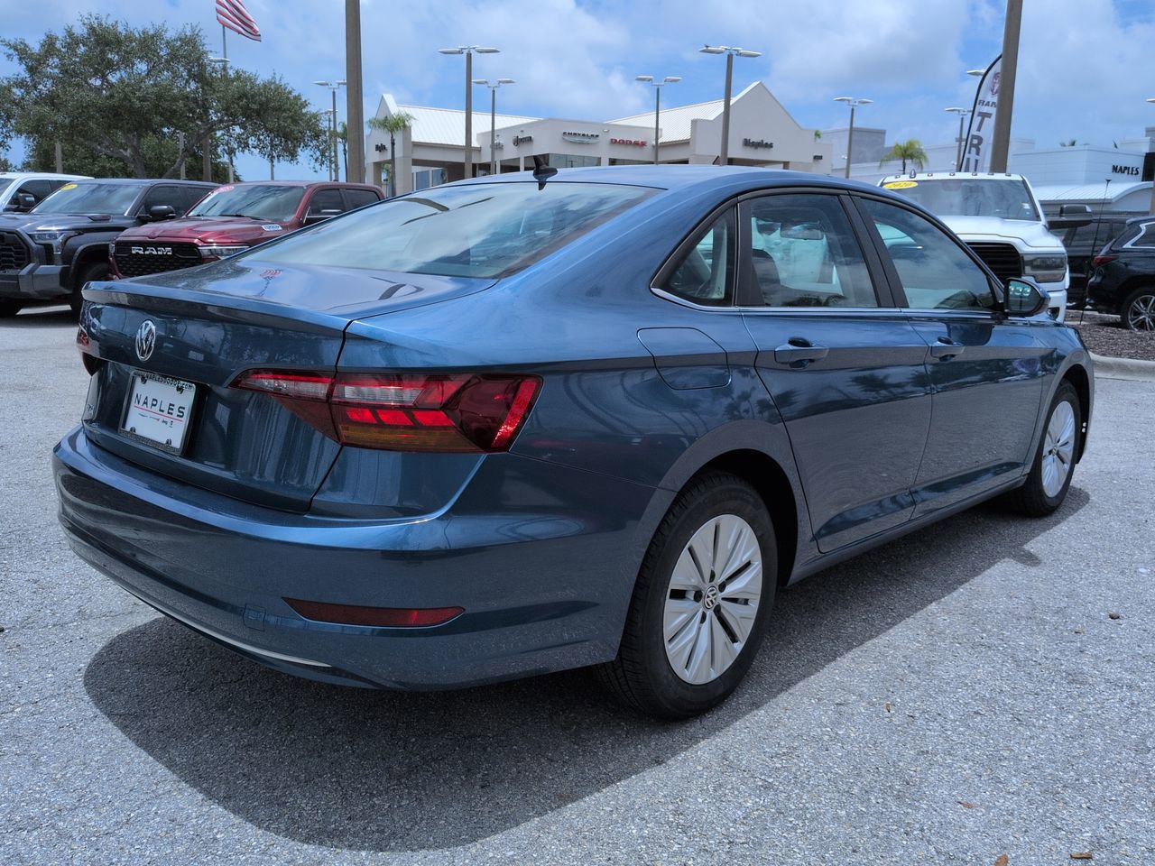 Used 2019 Volkswagen Jetta S w/ Driver Assistance Package FWD image 5