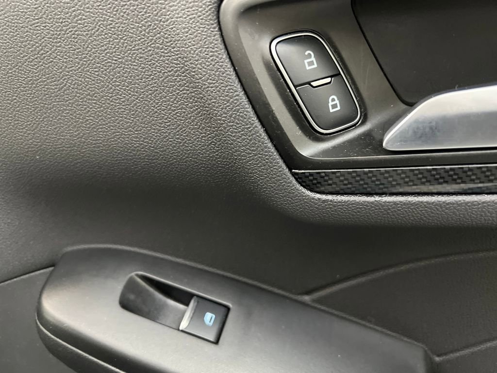 Used 2025 Ford Escape ST-Line image 25