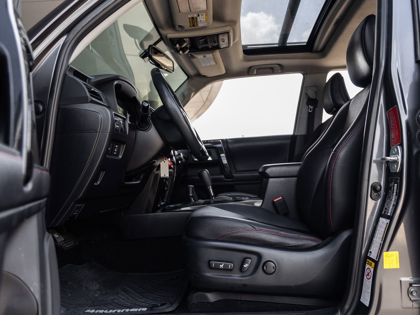 Used 2016 Toyota 4Runner Trail Premium AWD/4WD image 22