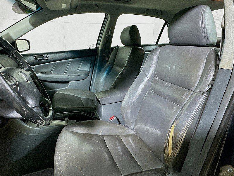 Used 2004 Honda Accord EX image 11