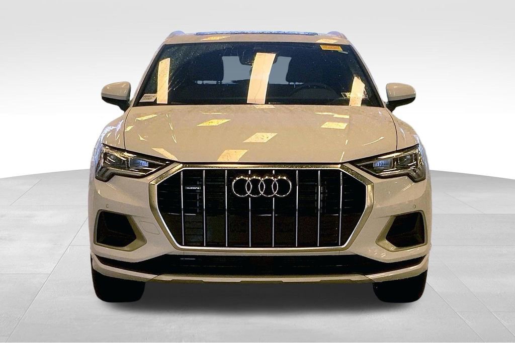 Certified 2024 Audi Q3 2.0T Premium image 3
