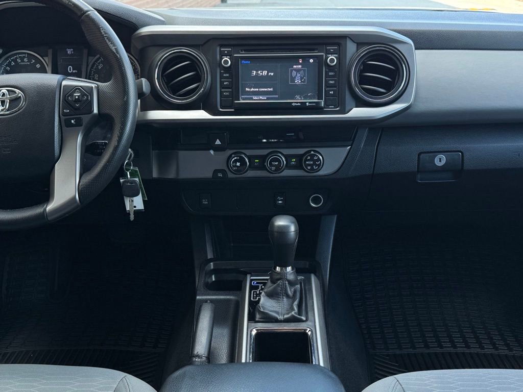 Used 2016 Toyota Tacoma SR5 w/ Towing Package RWD image 13