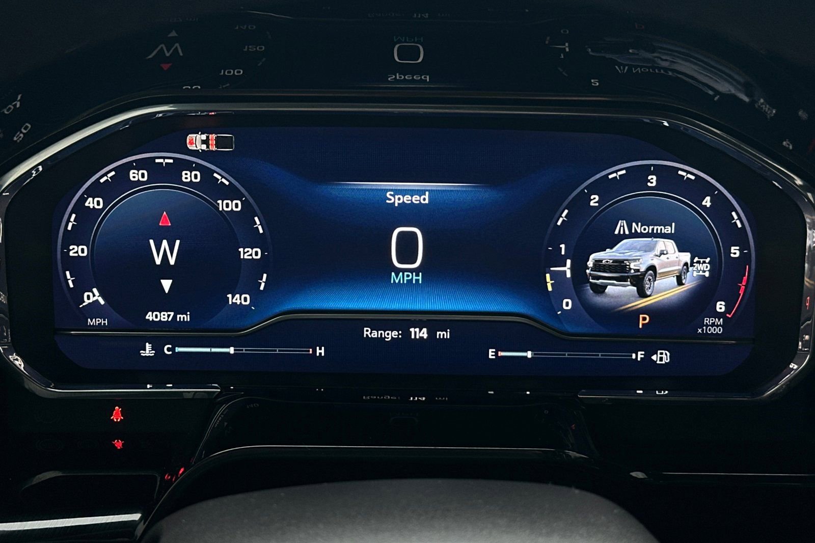 Used 2025 Chevrolet Silverado 1500 ZR2 w/ Technology Package image 34