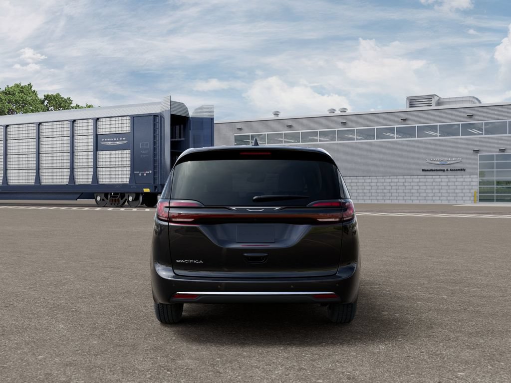New 2027 Chrysler Pacifica Select FWD image 7