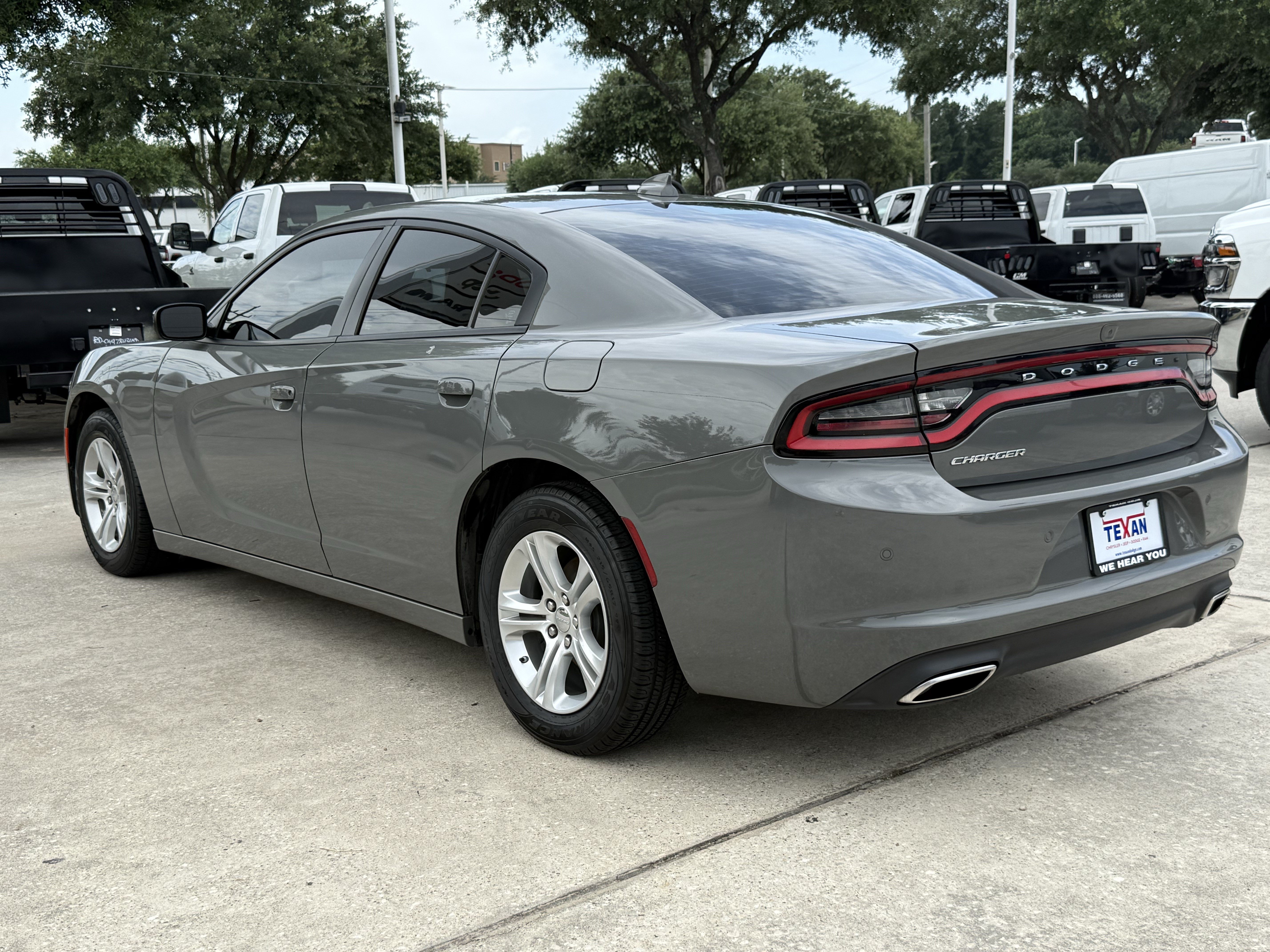 Used 2023 Dodge Charger SXT RWD image 7