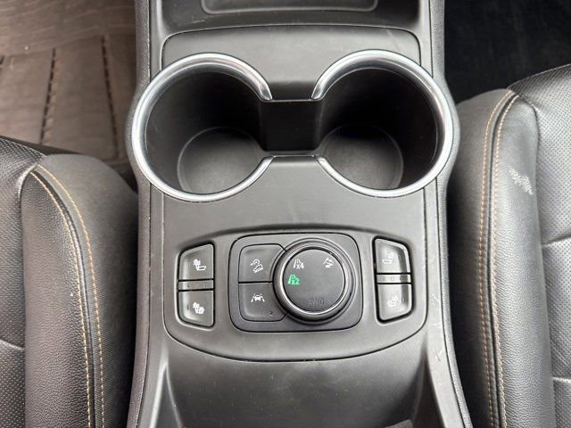 Used 2020 GMC Terrain SLT w/ Preferred Package image 14