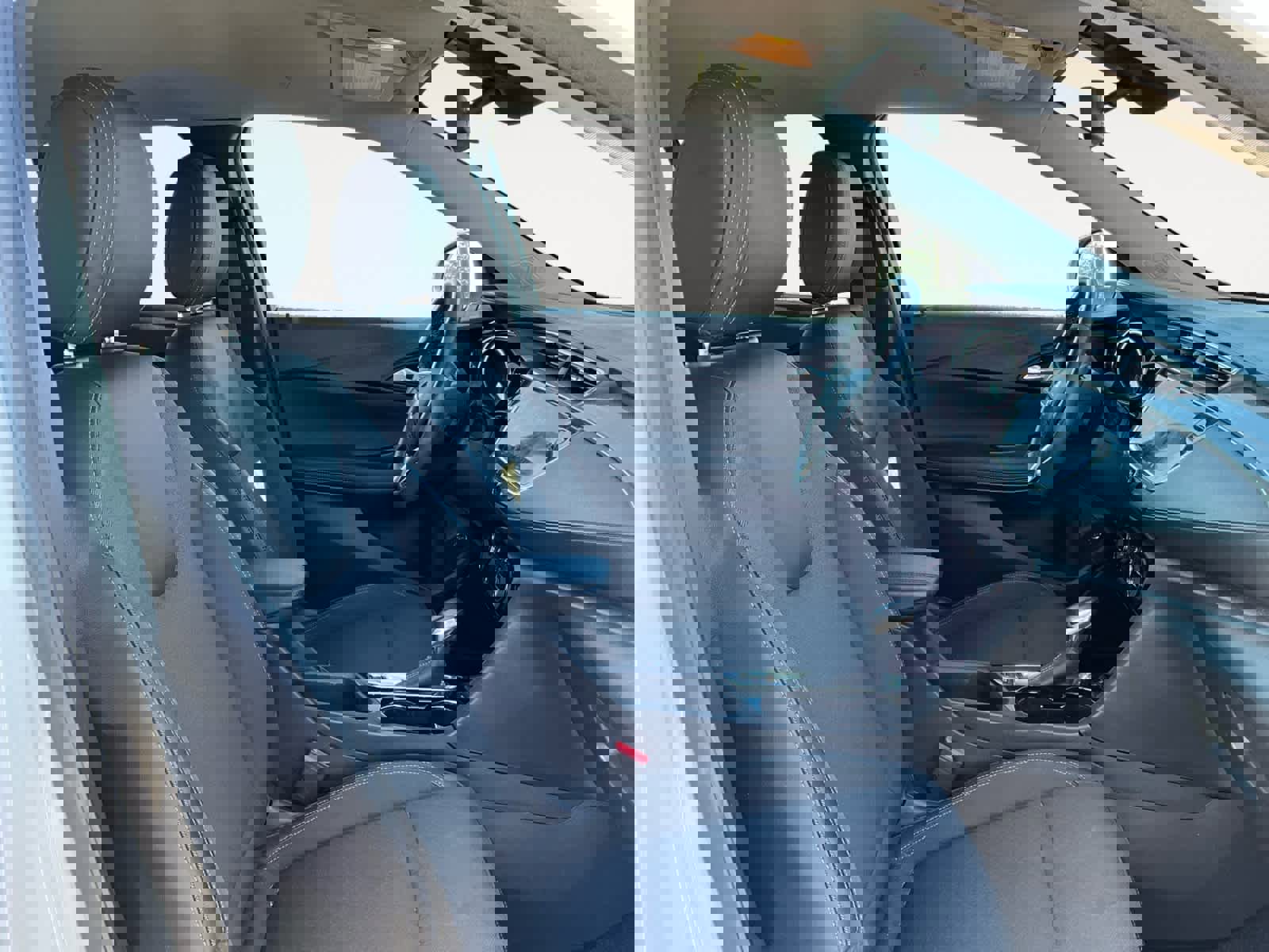 Used 2021 Buick Encore GX Select image 17