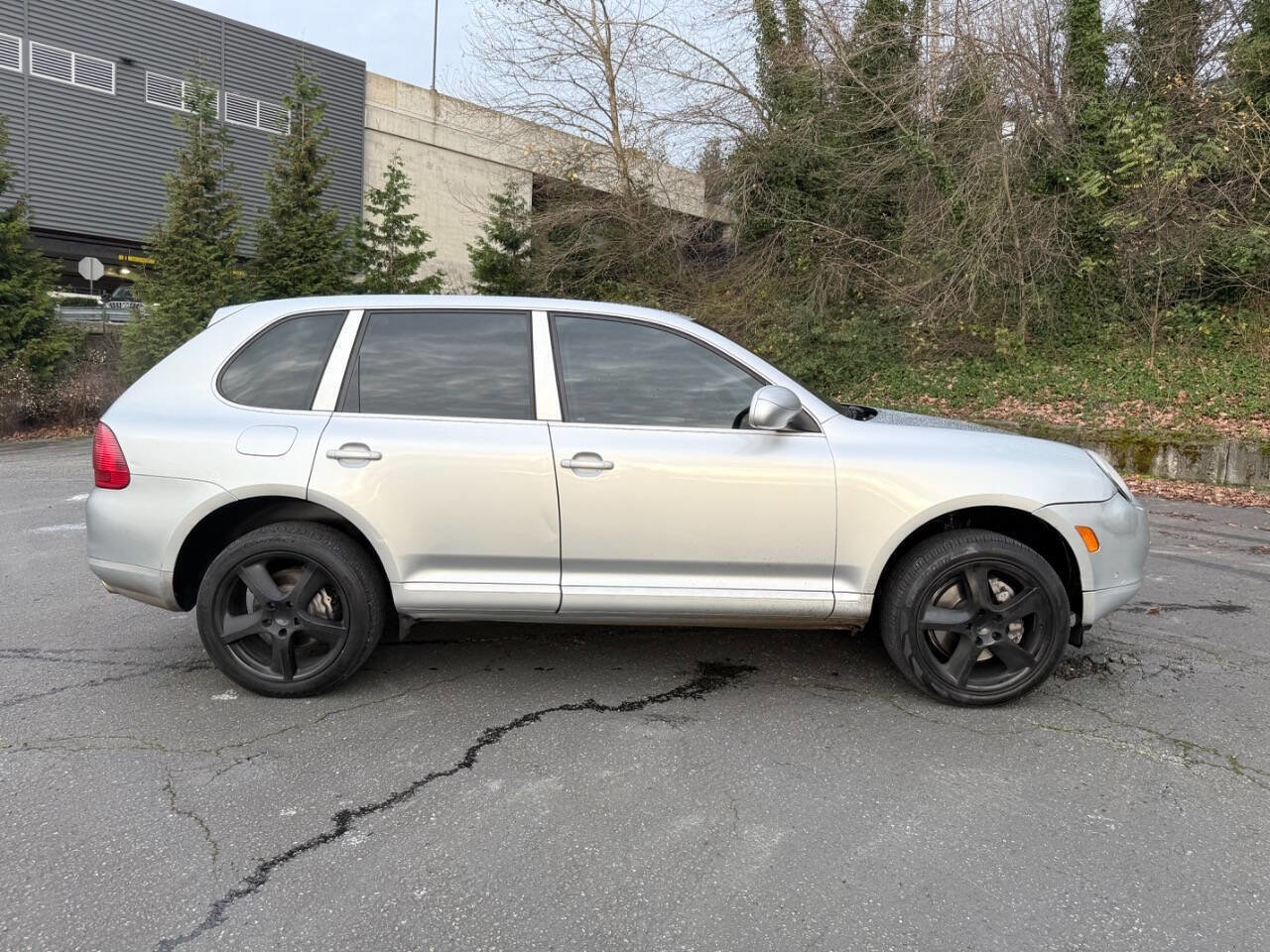 Used 2005 Porsche Cayenne S image 5
