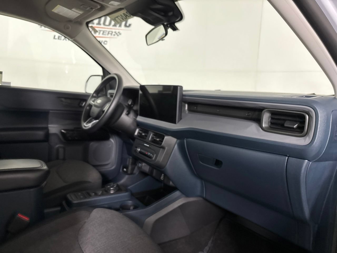 Used 2025 Ford Maverick XLT w/ Black Appearance Package AWD/4WD image 26
