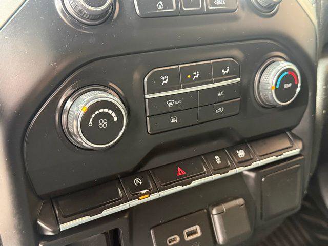 Used 2019 Chevrolet Silverado 1500 LT image 10