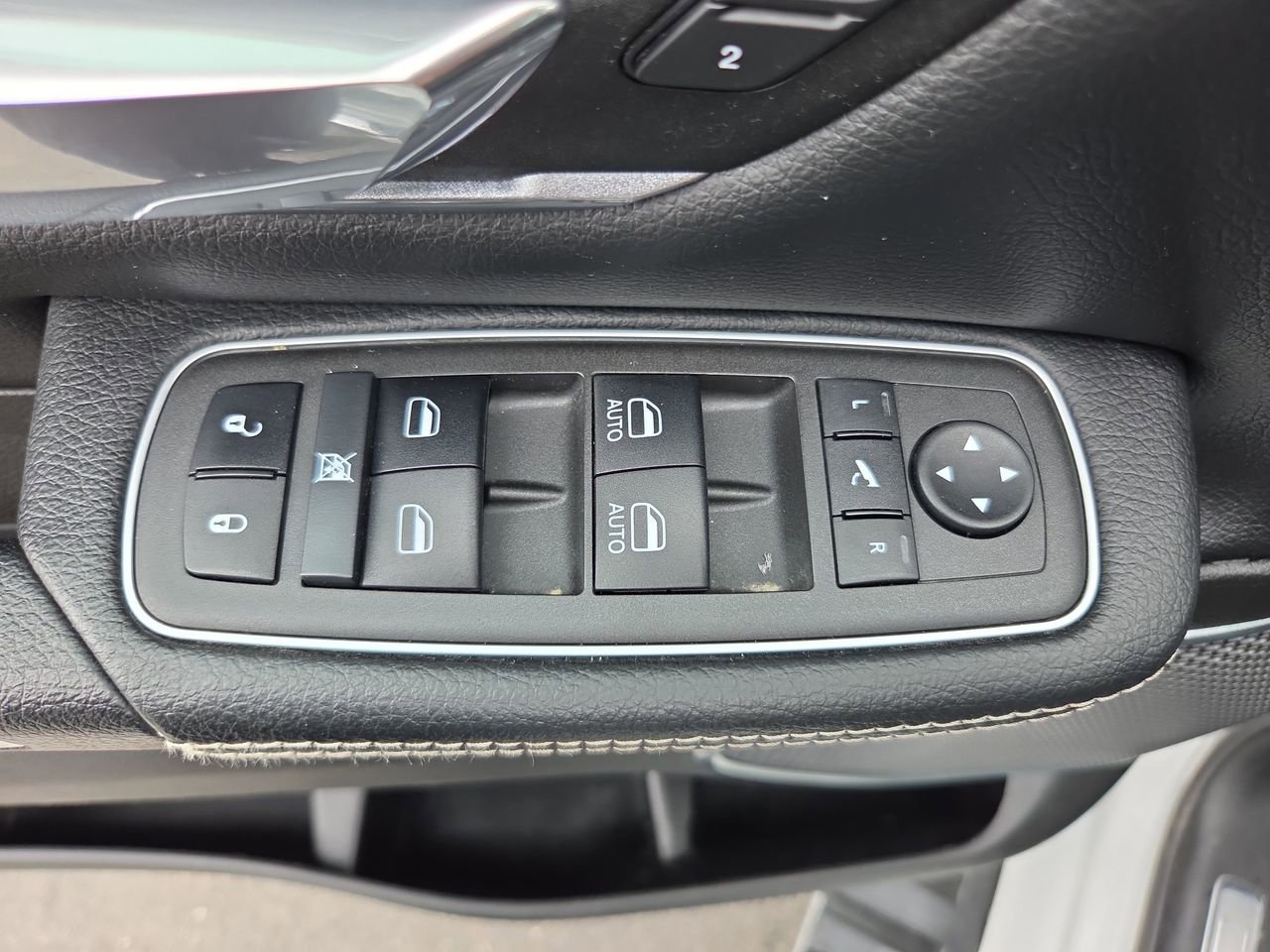 Used 2022 RAM 1500 Laramie RWD image 19