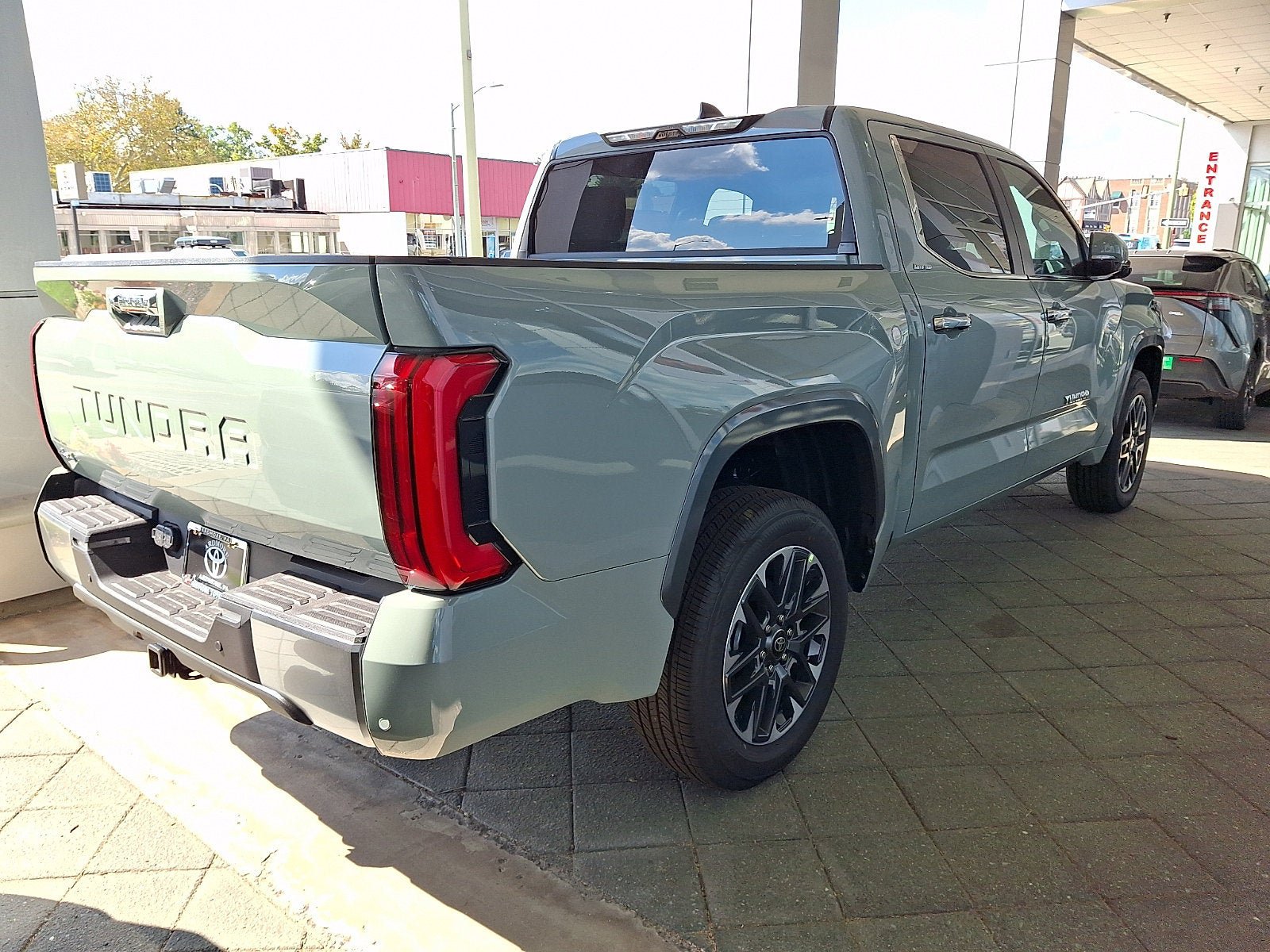New 2026 Toyota Tundra Limited AWD/4WD image 4