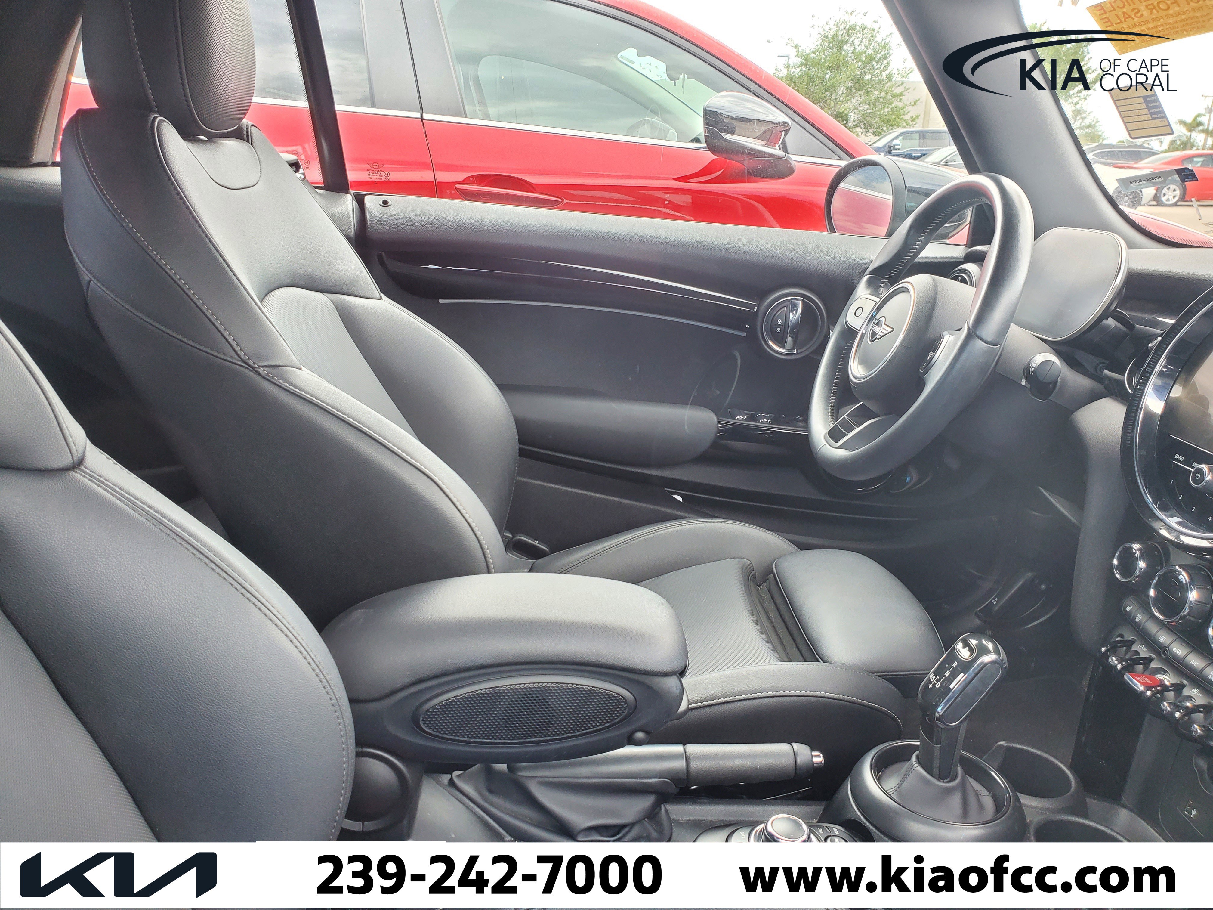 Used 2024 MINI Cooper S image 9