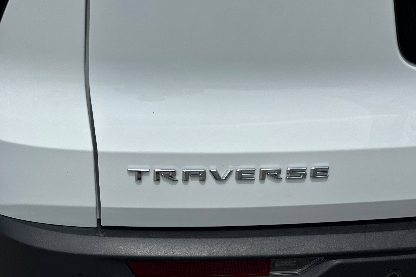 Certified 2024 Chevrolet Traverse LT FWD image 38