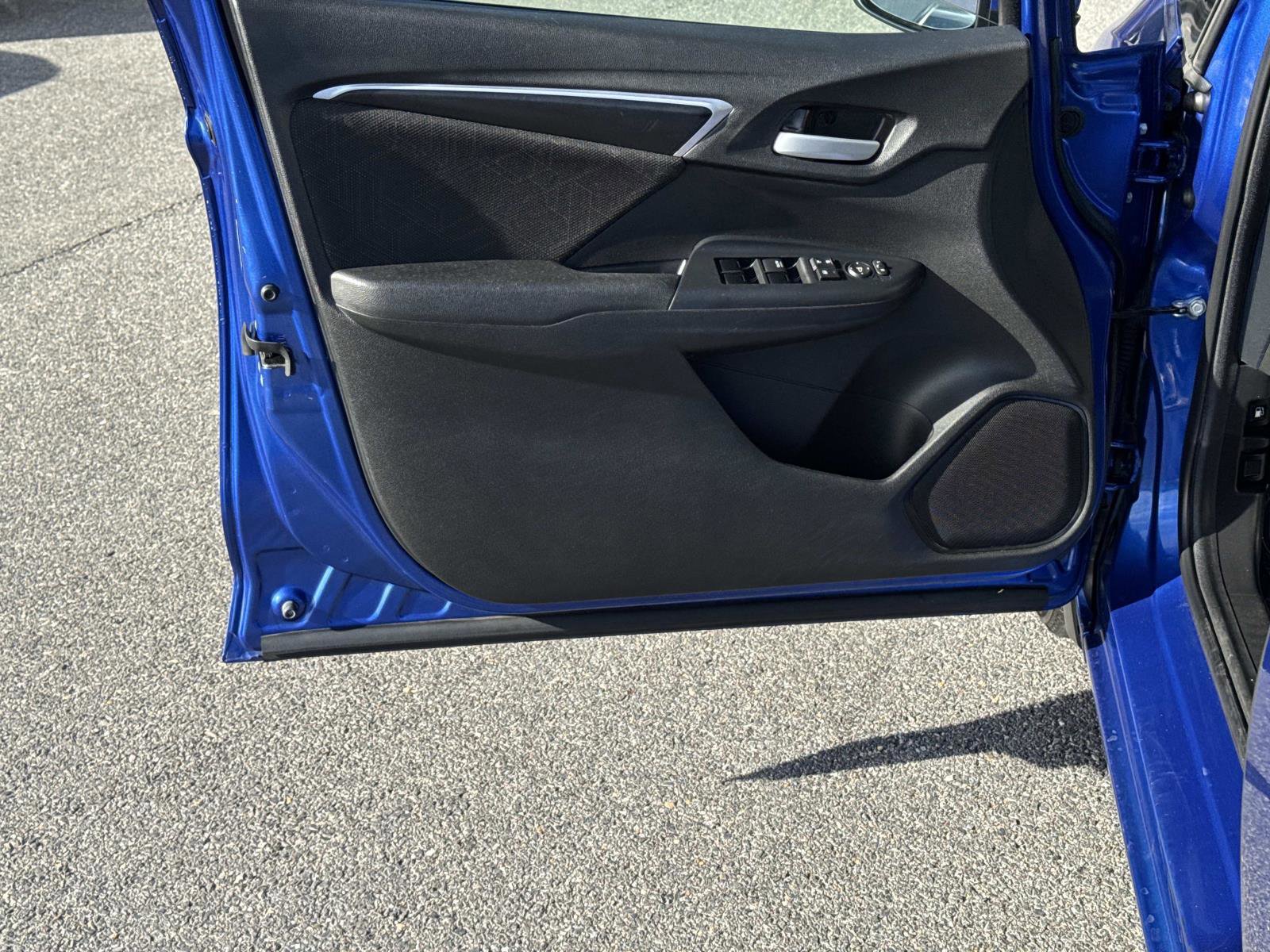 Used 2017 Honda Fit EX image 18