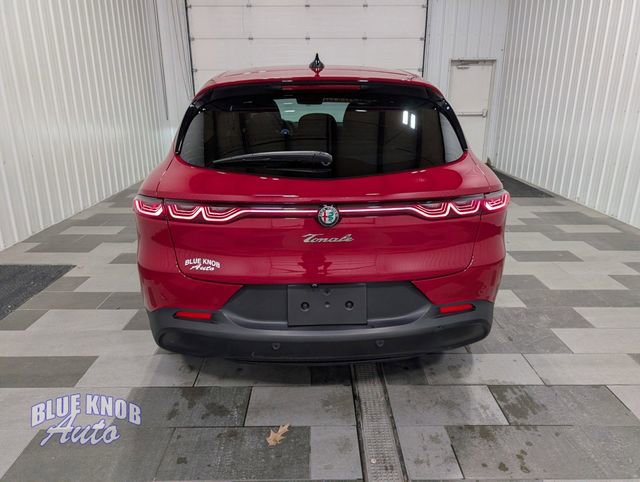 Used 2024 Alfa Romeo Tonale Sprint image 3