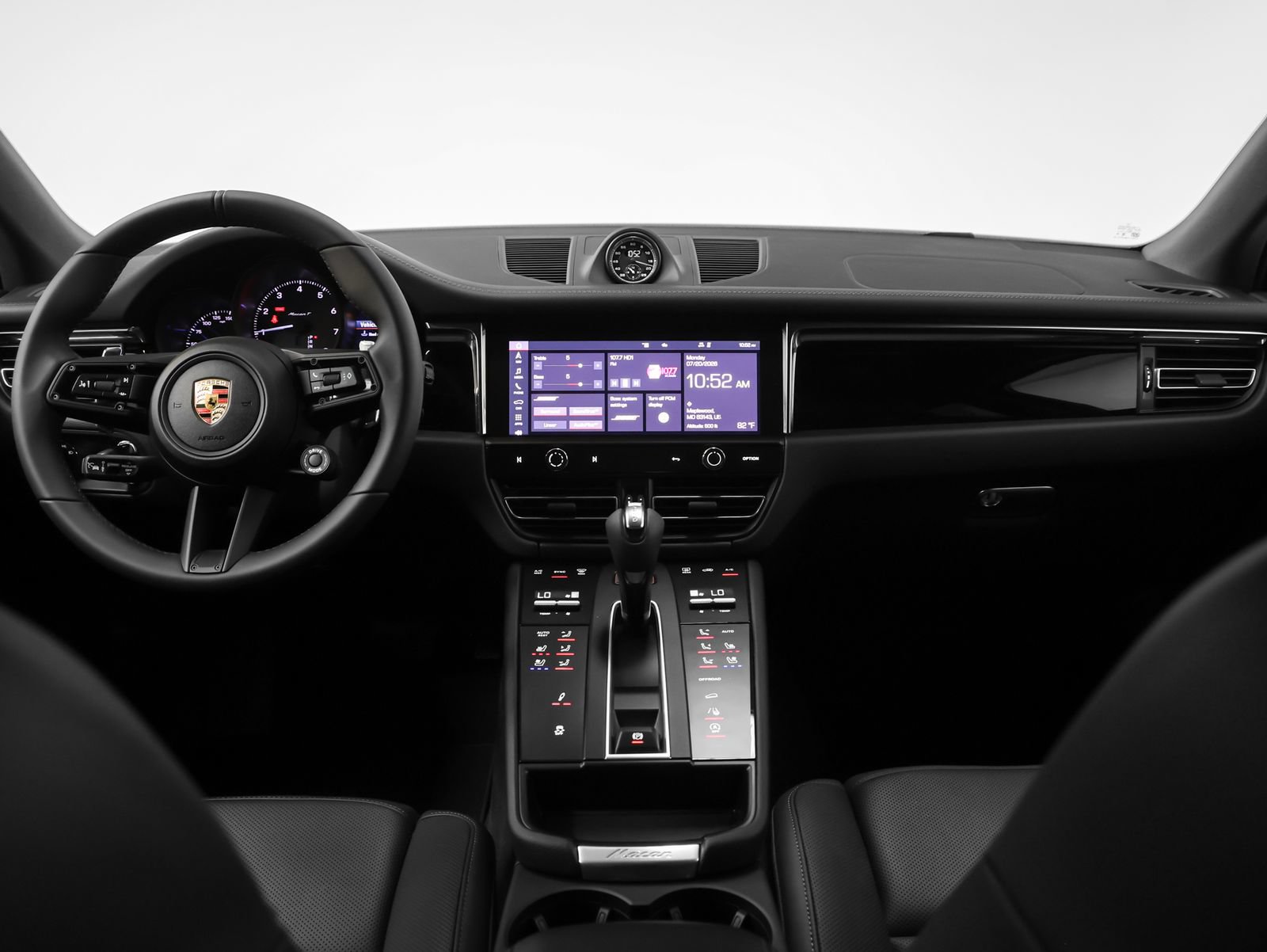 New 2026 Porsche Macan Turbo AWD/4WD image 33