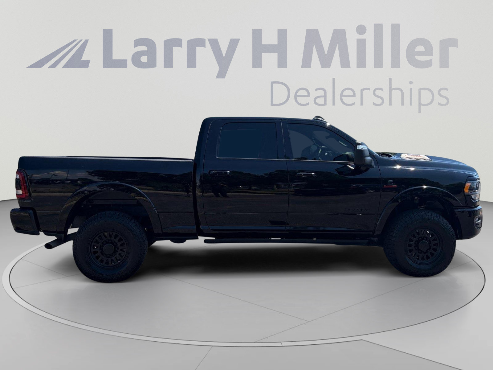Used 2024 RAM 2500 Limited AWD/4WD image 6