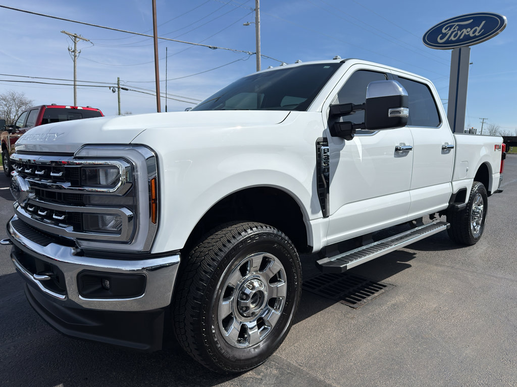 Used 2024 Ford F350 Lariat w/ Chrome Package image 4