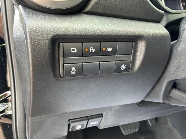 Used 2023 Nissan Versa S w/ Trunk Package FWD image 8