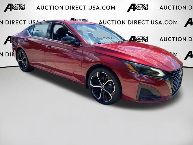 Used 2023 Nissan Altima 2.5 SR w/ SR Premium Package FWD image 24